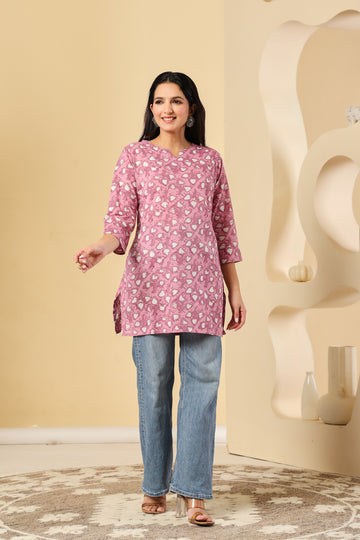 Pink Printed Cotton Kurti with 3/4th Sleeves – Casual & Chic