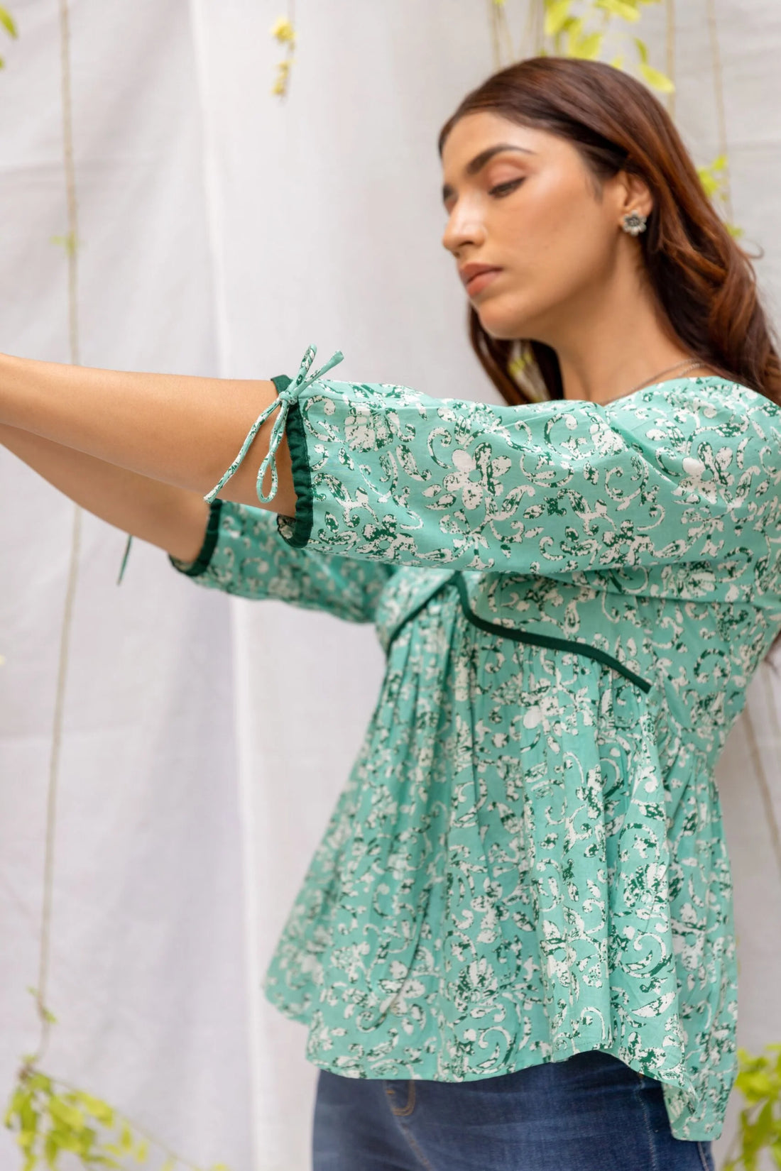 Share JENNA - Peplum Flare Top