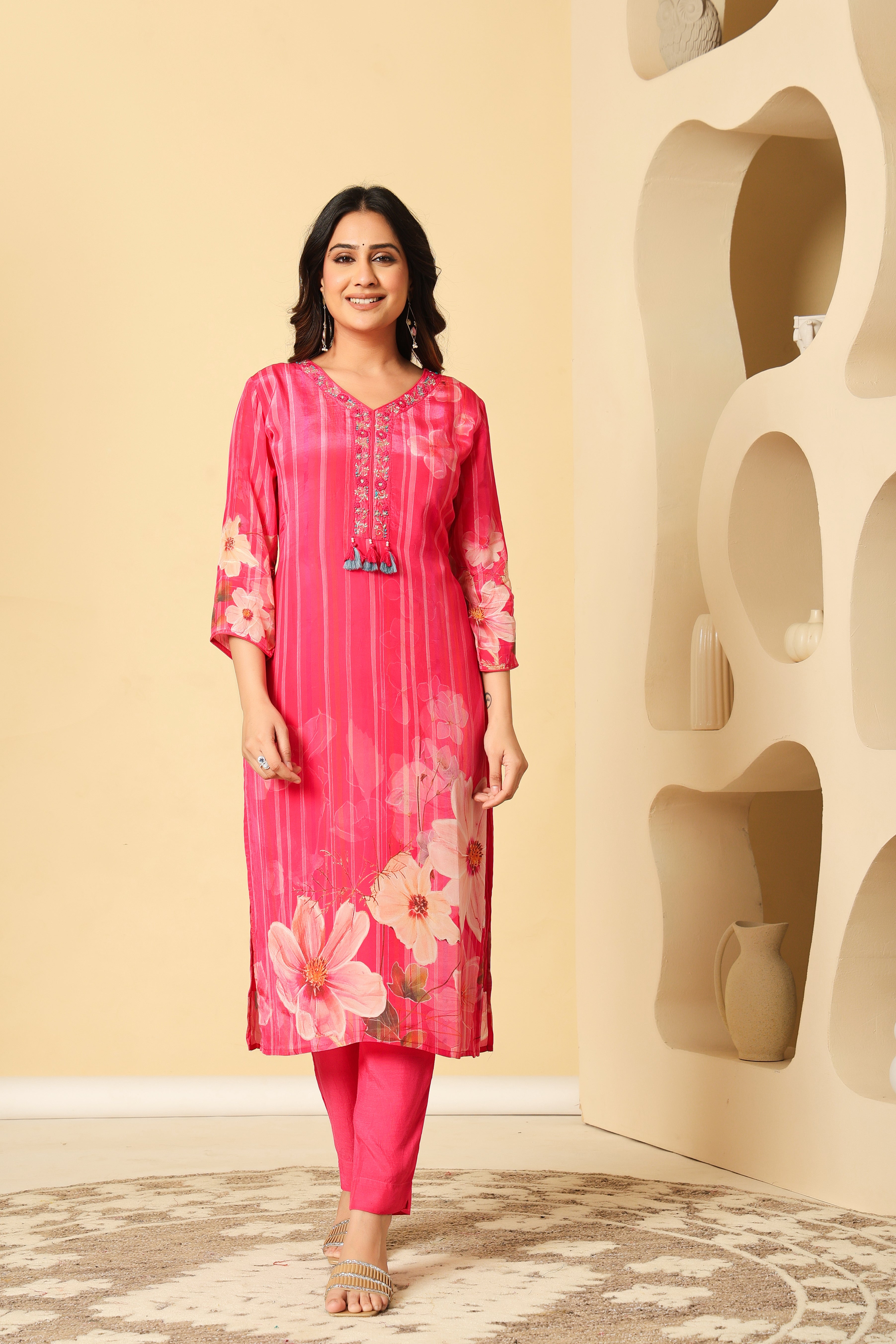 Radiant Pink Floral Kurta Set with Dupatta – Elegant Festive Wear