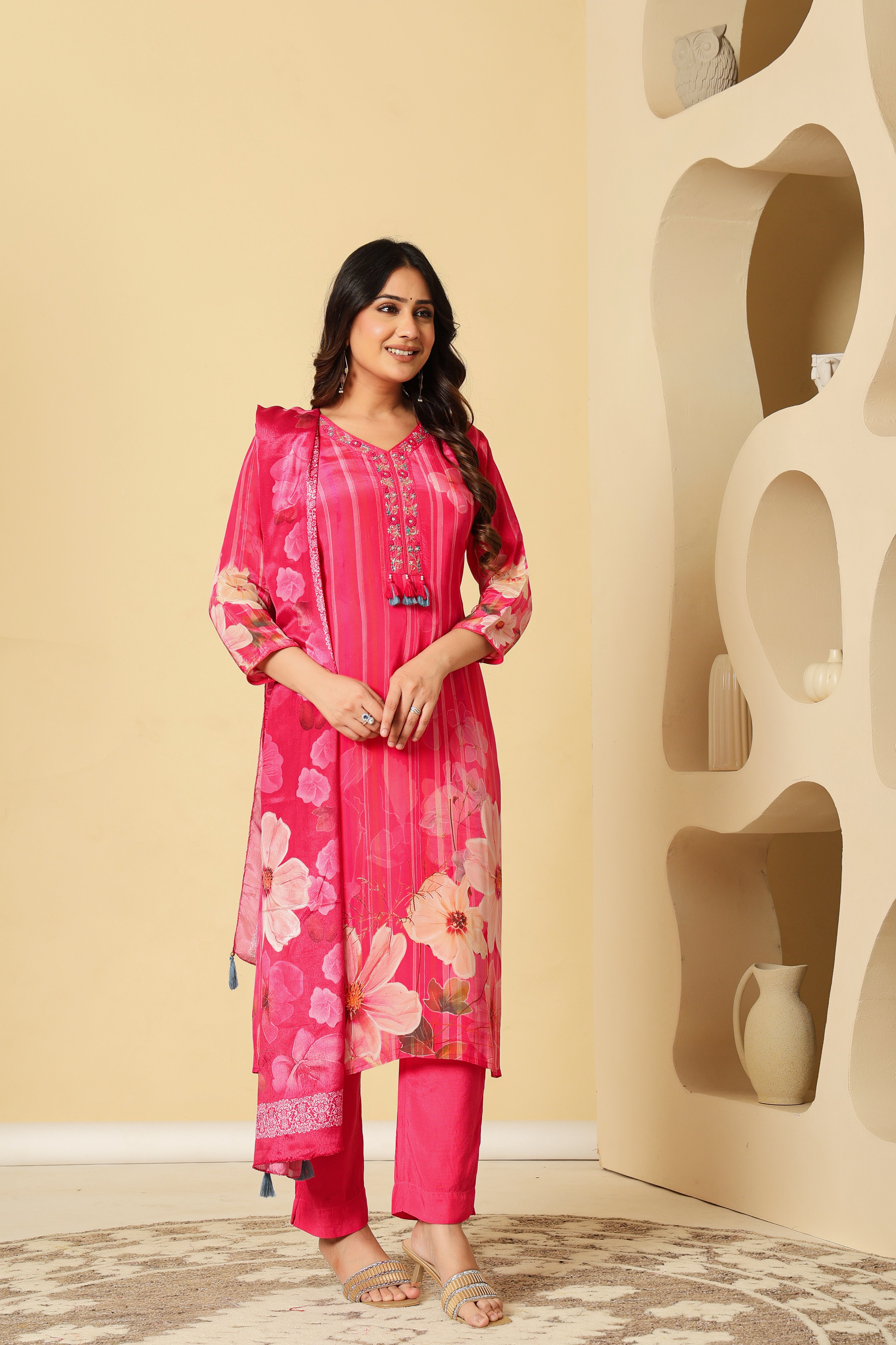 Radiant Pink Floral Kurta Set with Dupatta – Elegant Festive Wear