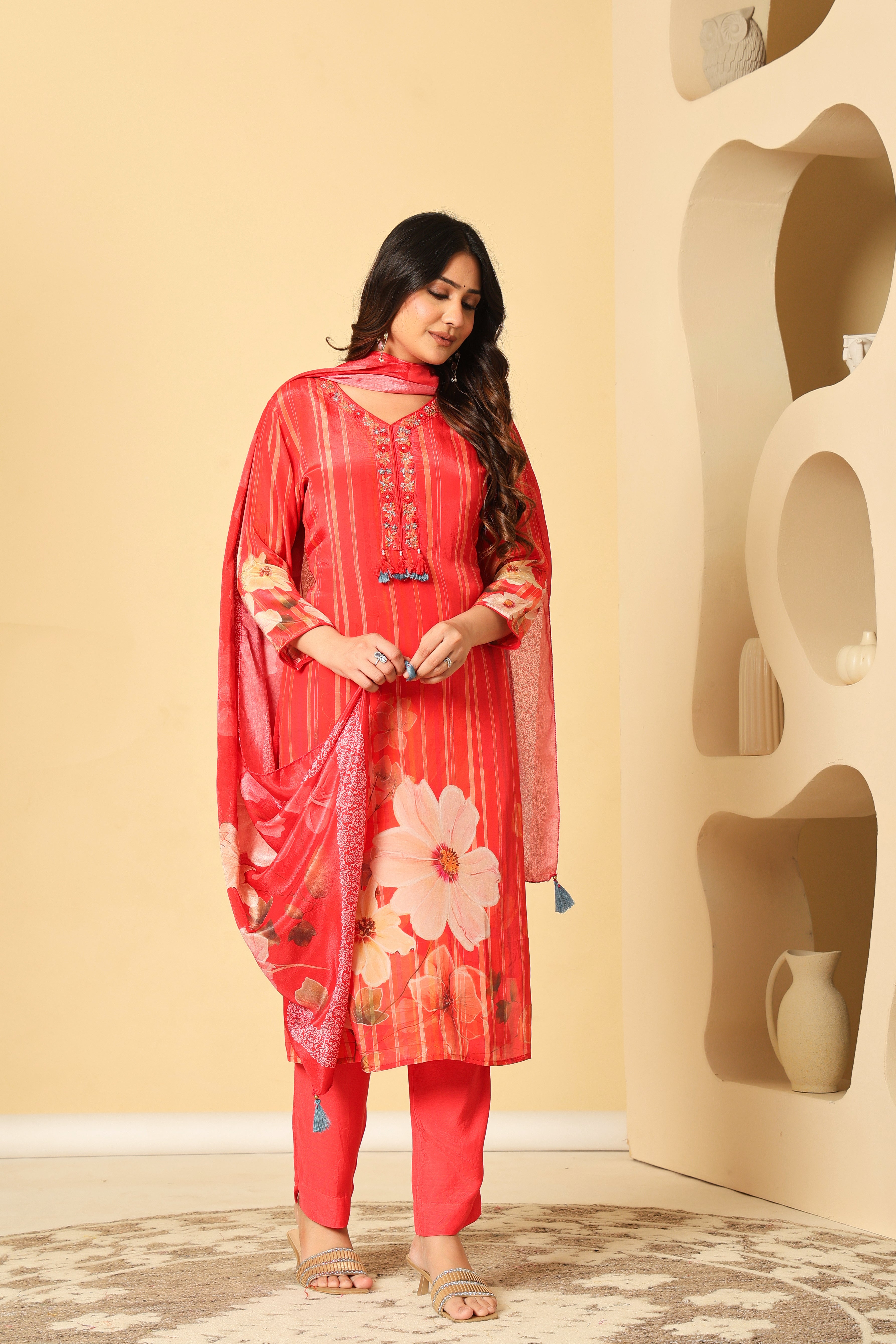 Elegant Red Floral Kurta Set with Embroidered Neckline