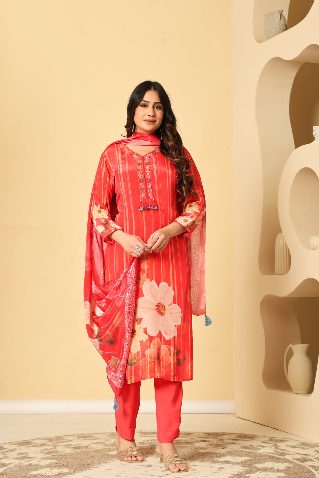 Elegant Red Floral Kurta Set with Embroidered Neckline