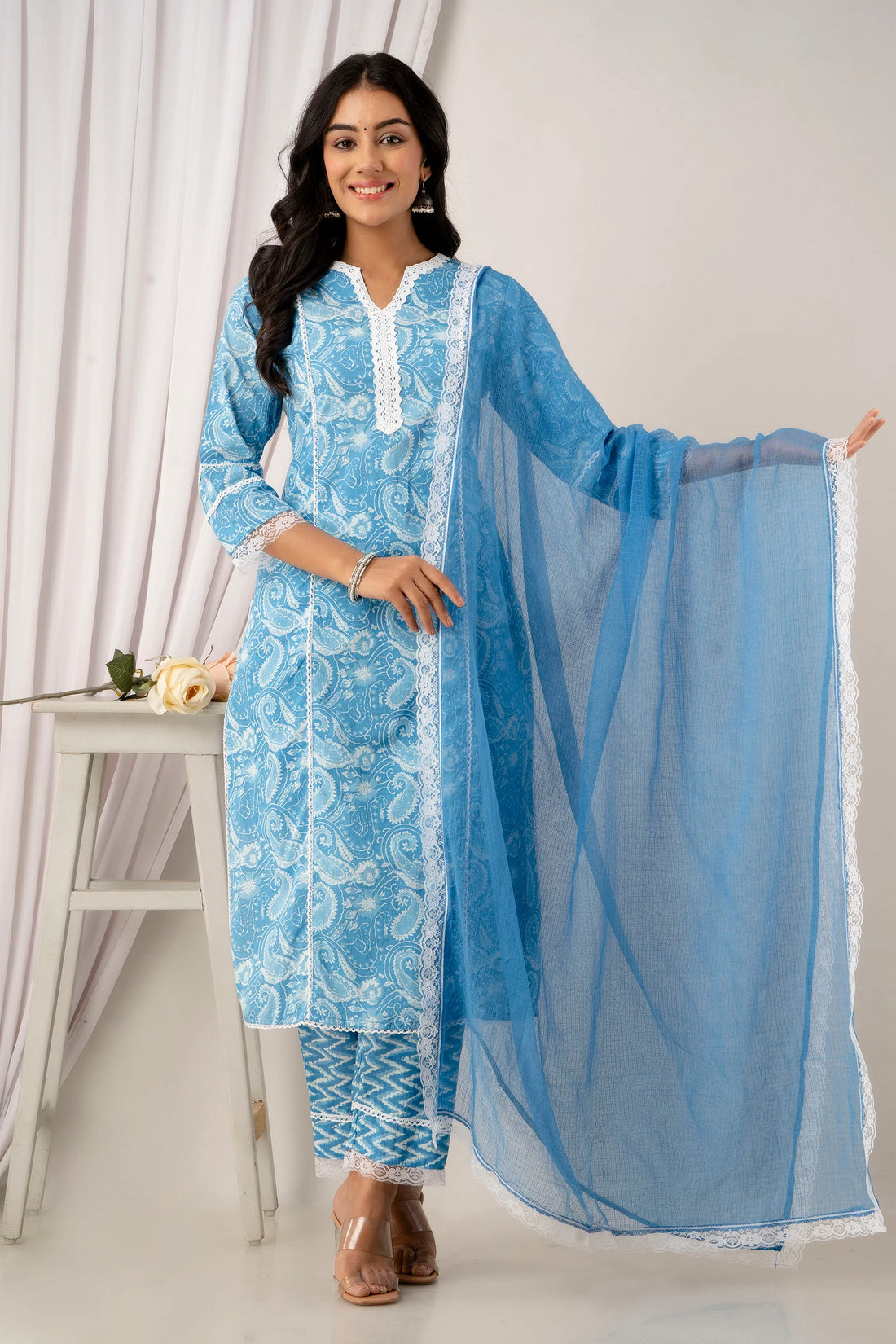 ANEMON - Blue Lacework Straight Cotton Kurta Set