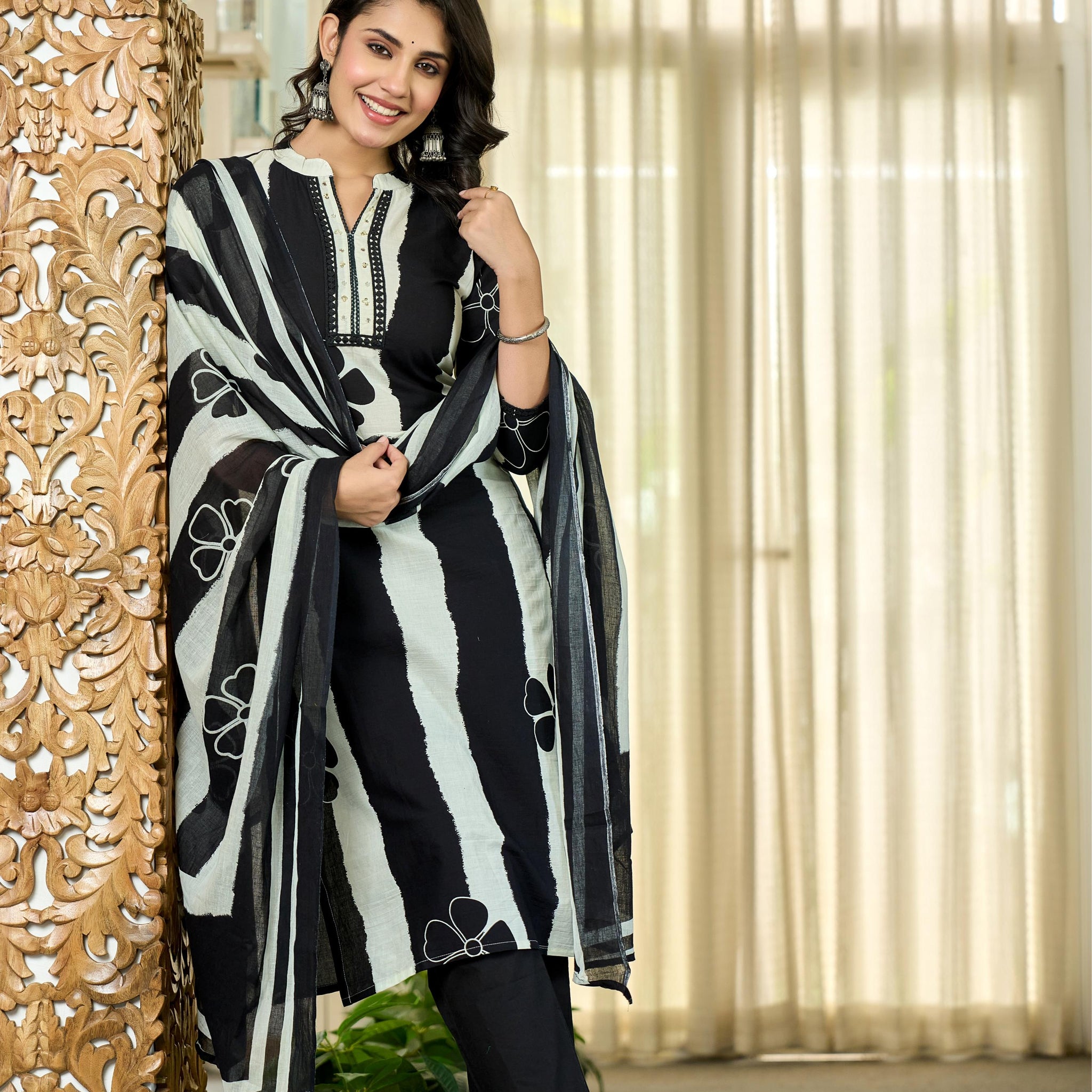 Black Floral Stripe
