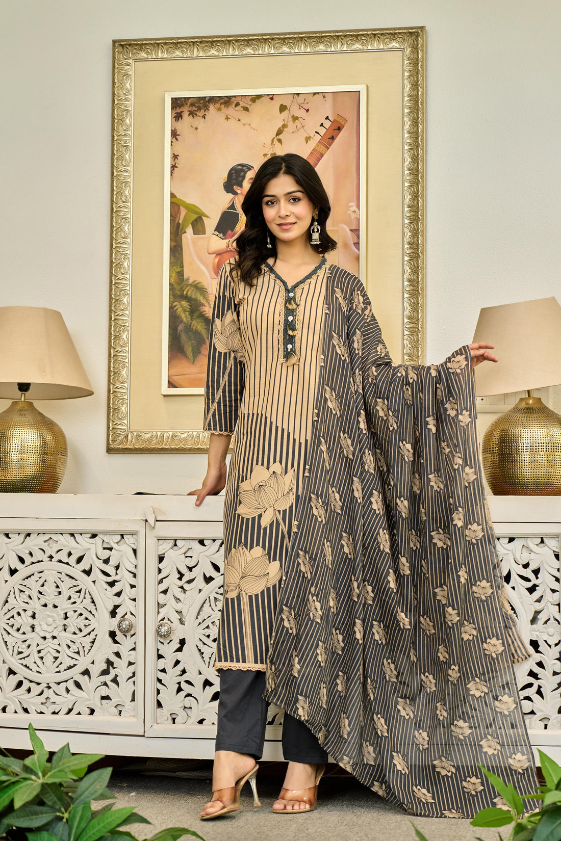 🖤 Lotus Elegance – Premium Cotton Suit Set
