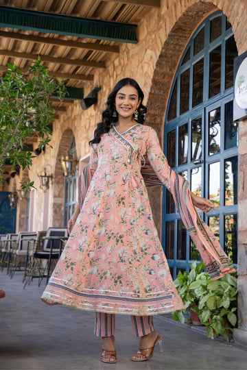 Mehira Peach Women's Cotton Kurta Set with Dupatta
