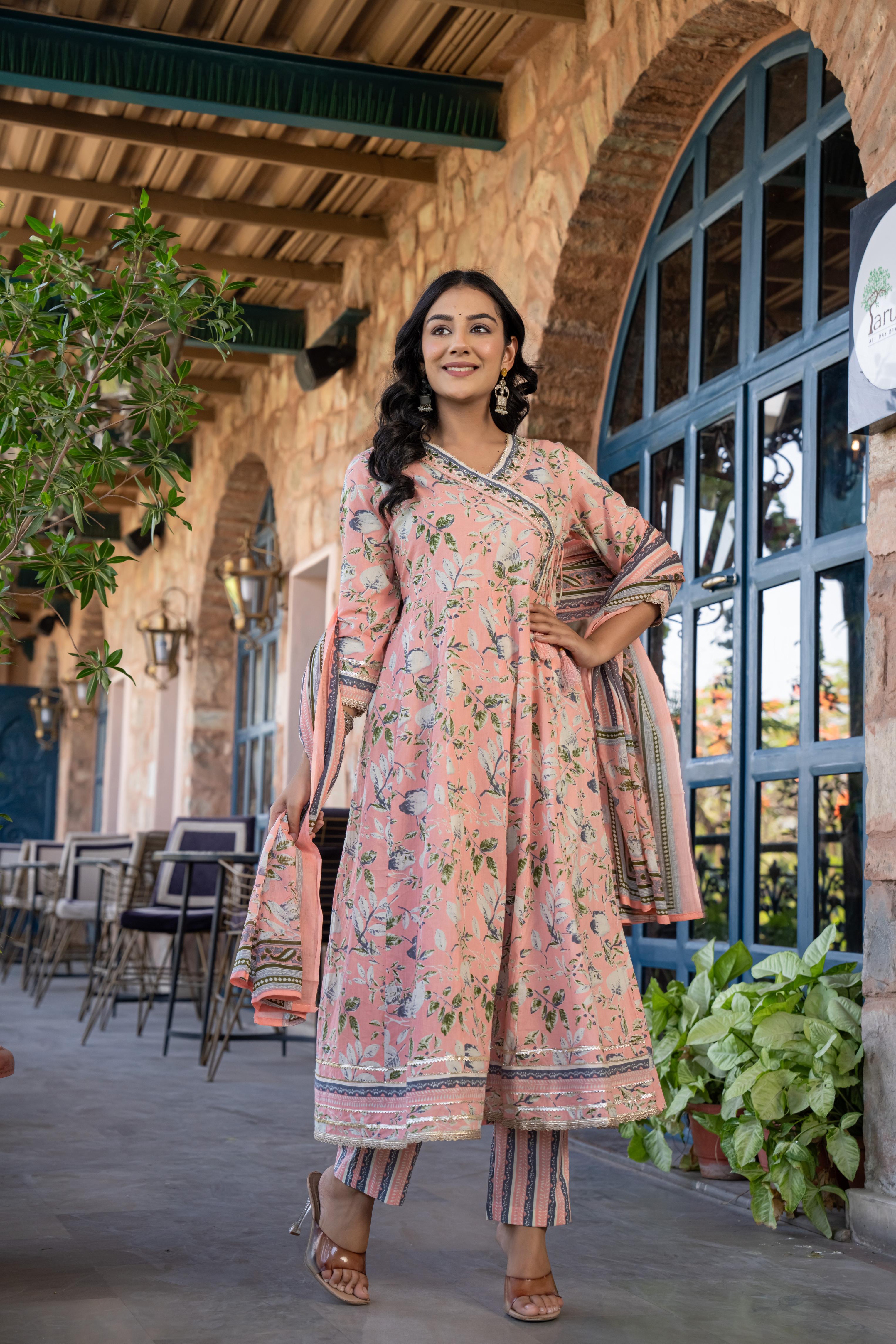 Mehira Peach Women's Cotton Kurta Set with Dupatta