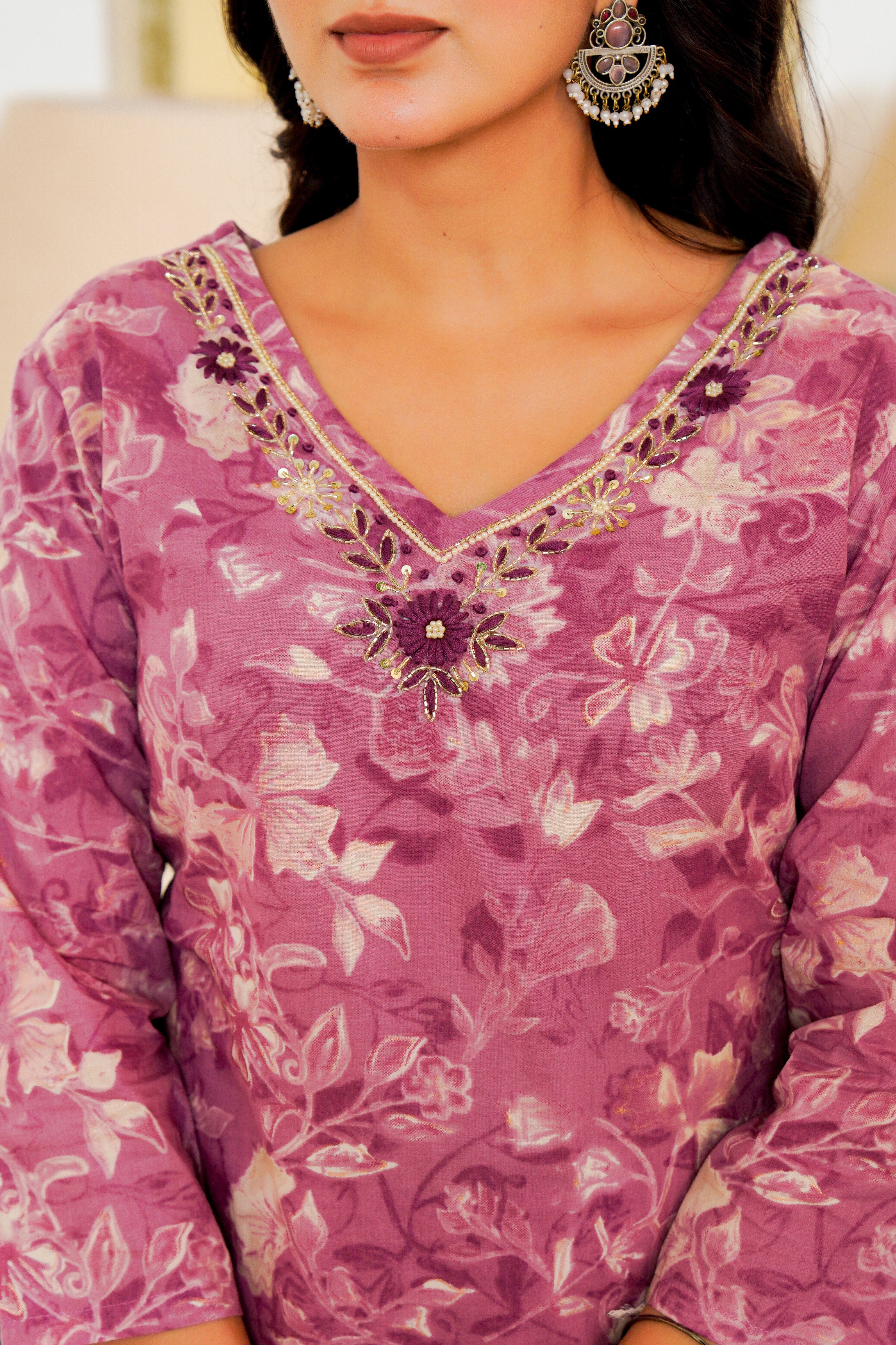 Graceful Mauve Floral Printed Kurta Set with Dupatta – Elegant Ethnic Wear