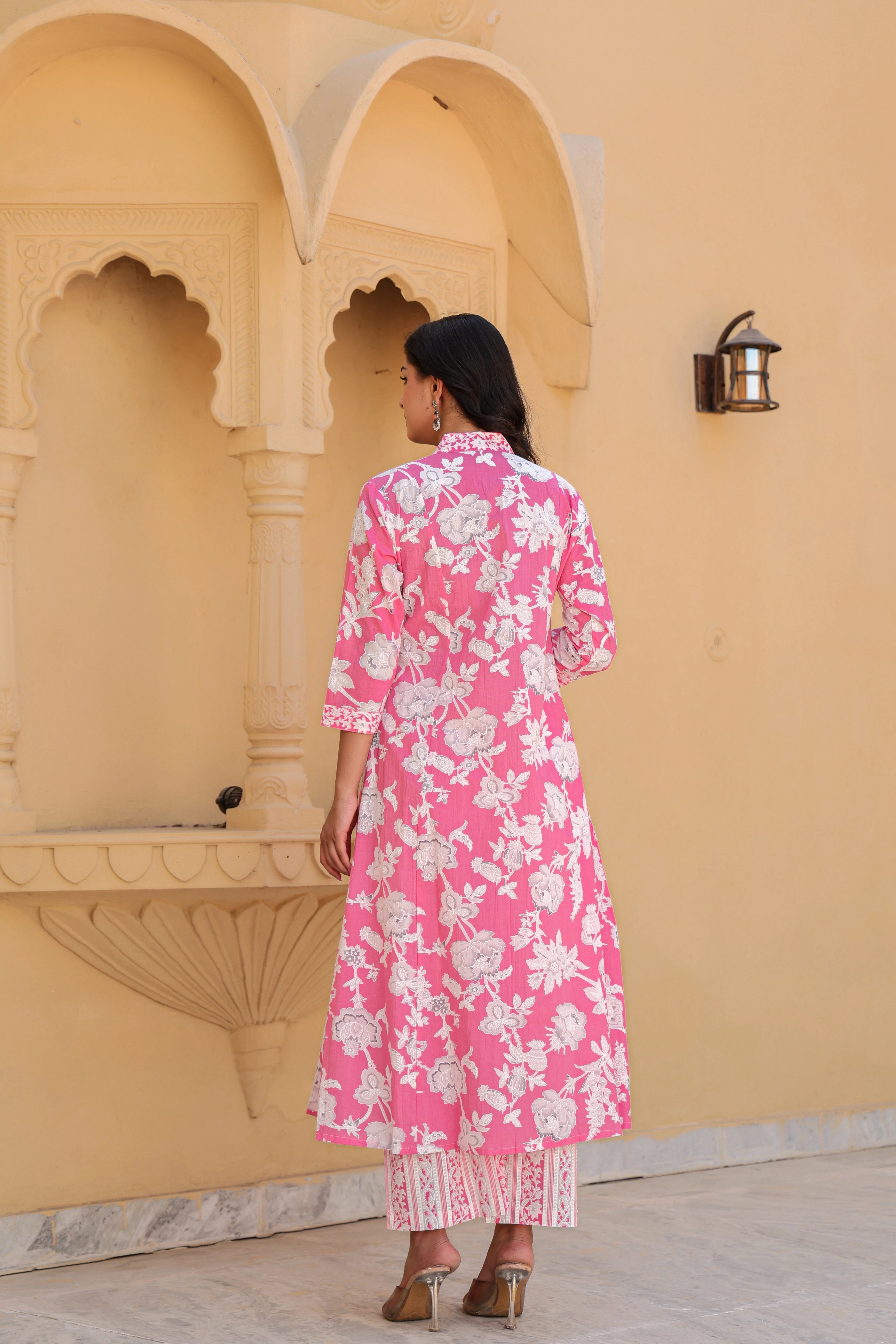 Pink Beautiful Embroidery Kurti Set
