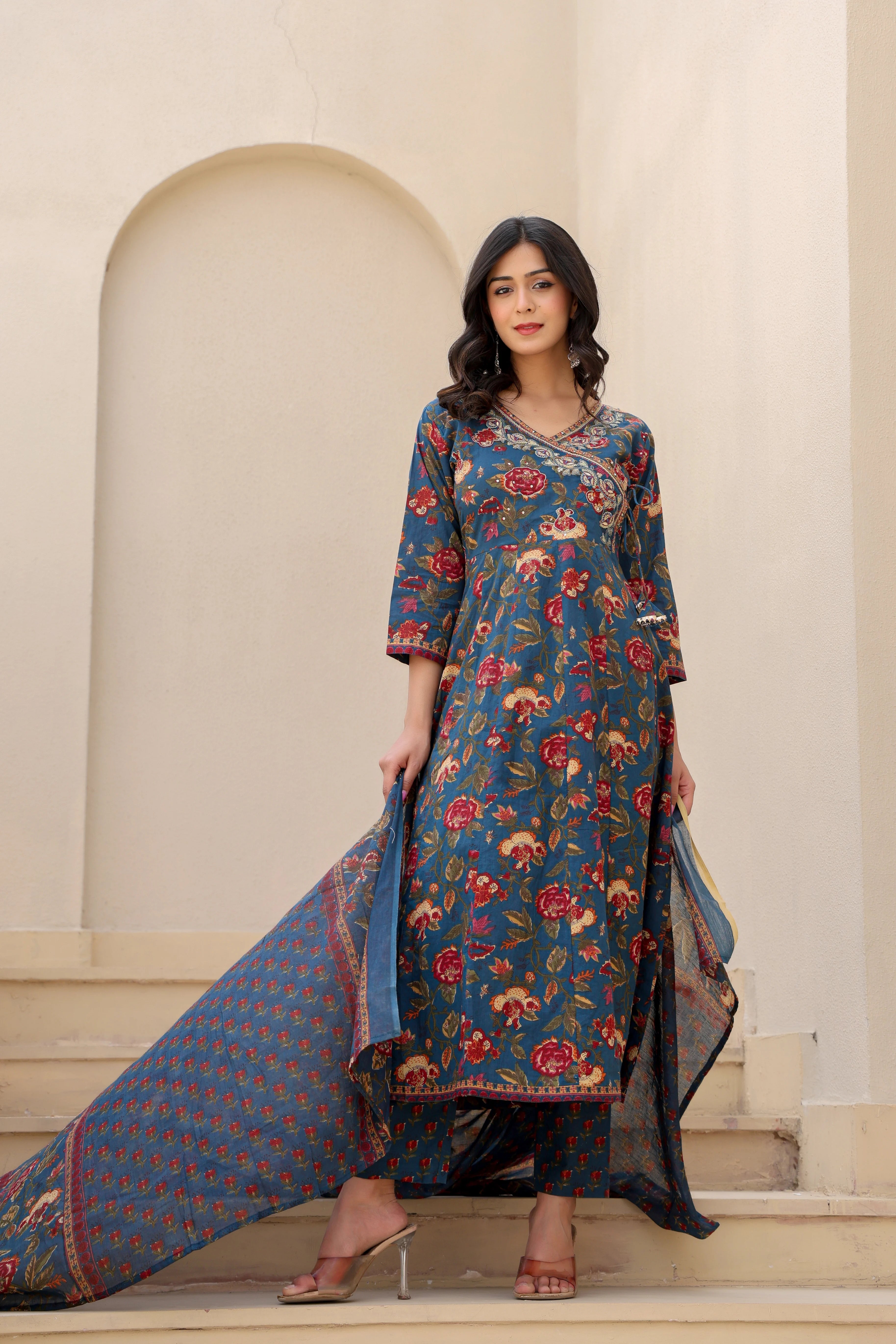 Riwaaz:- Anarkali Set with Dupatta