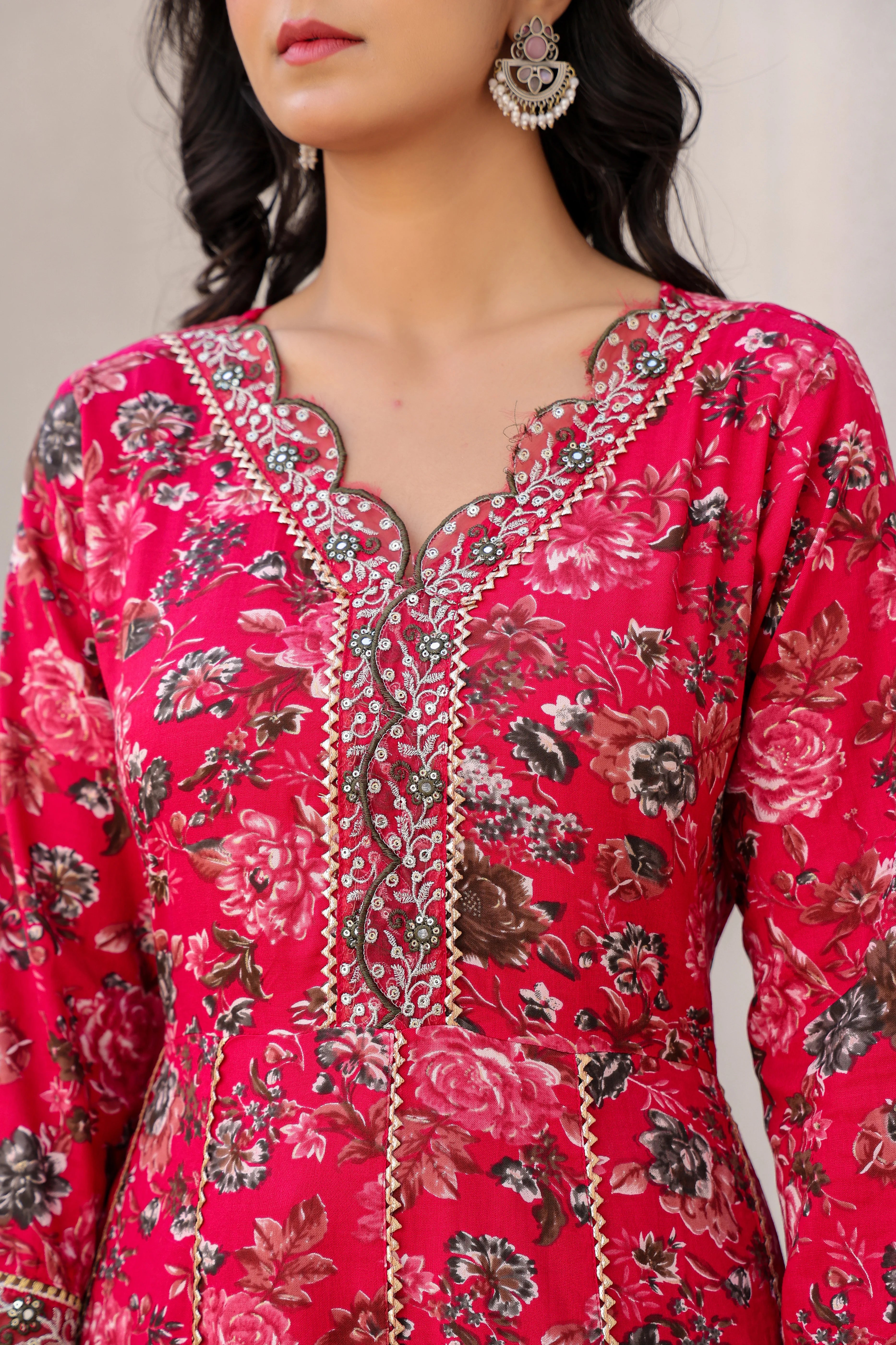 Beautiful Red Heavy Embroidery Floral Kurta Set with Dupatta