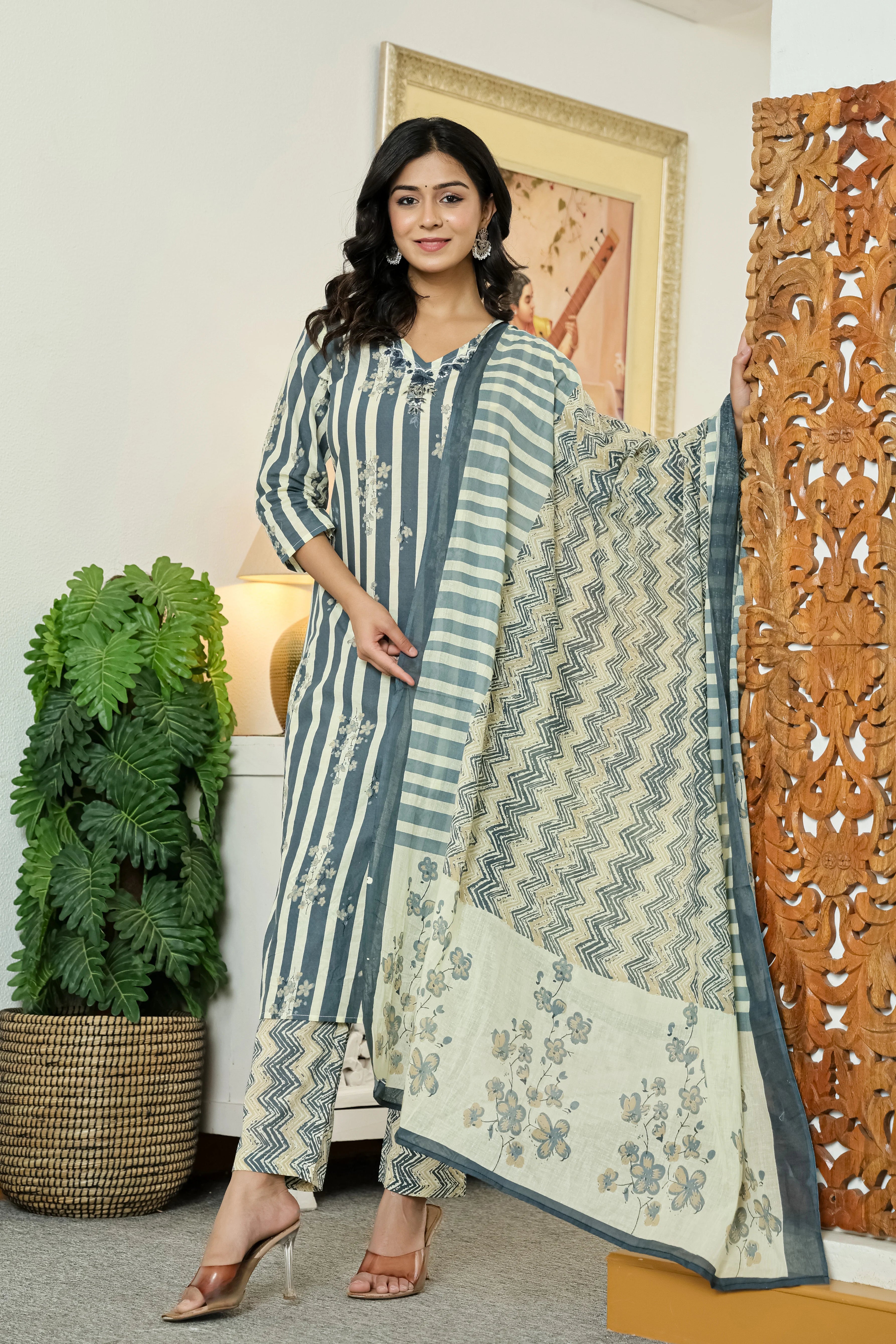 Grey Straight Cotton Kurta Pant Dupatta Set